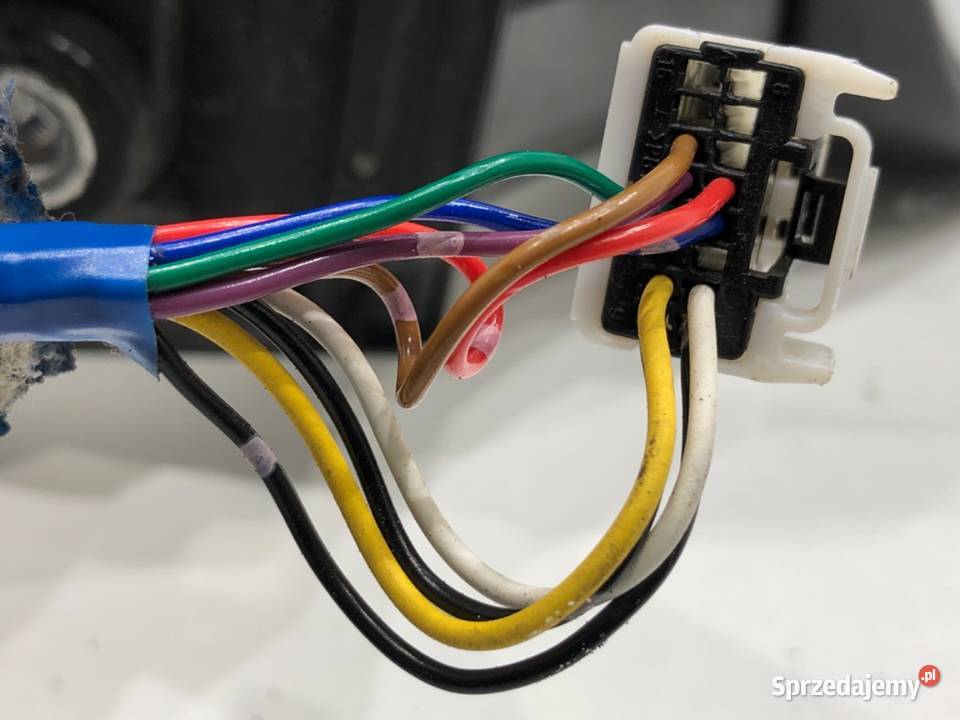 LUSTERKO PRAWY MITSUBISHI OUTLANDER III SUV osobowe