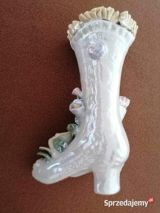 Porcelanowy bucik perłowy wysokość 16 Porcelana i szkło Łódź sprzedam