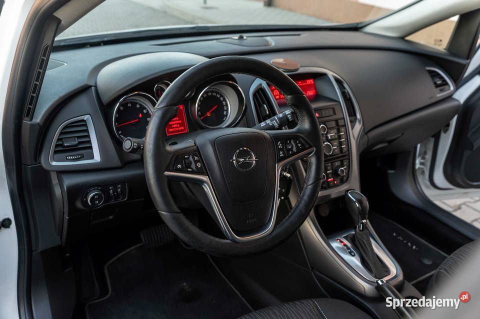 Opel Astra J 14 Turbo Automatik Cosmo wielofunkcyjna kierownica