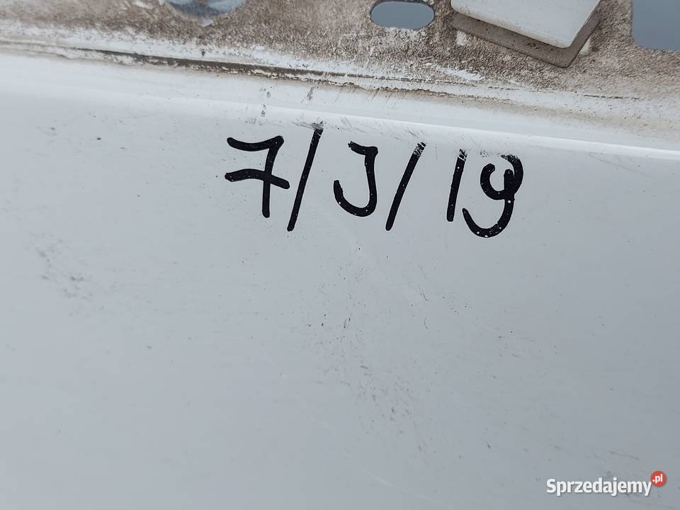 OPEL ZAFIRA TOURER C 13r błotnik prawy przód 140 Błotniki