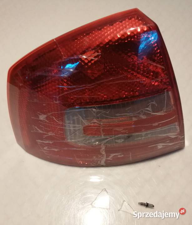 Lampa Tylna Lewa Skoda Octavia Sedan Uszkodzona Czelad