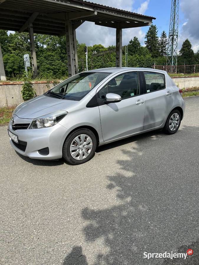 Toyota Yaris III salon ładny zadbany możliwa