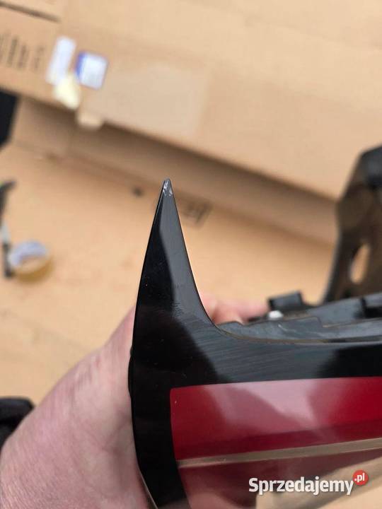 Lampa lewa lewy tył tylna Tesla Model Y 24529201