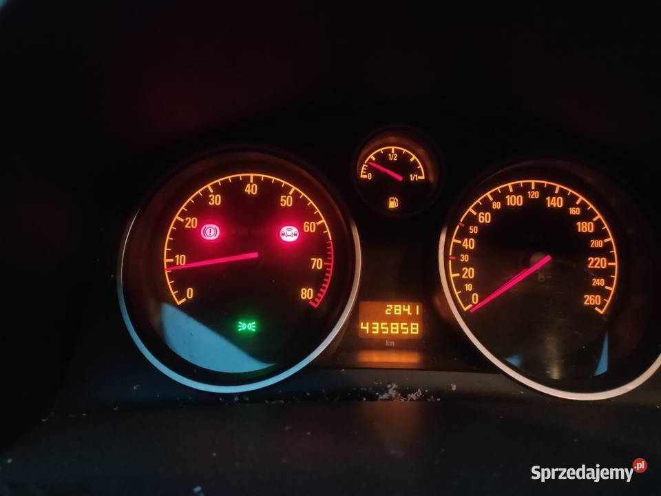 Astra H 18 140 Gaz Skrętne ksenony Dwa komplety Wólka Poduchowna