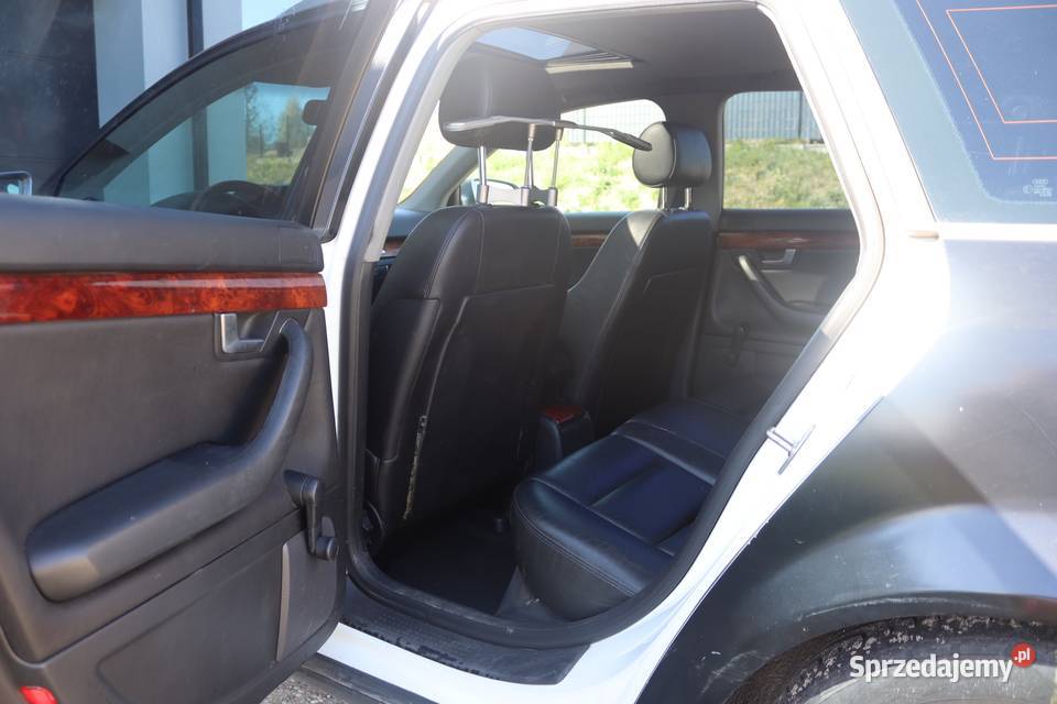 Audi A4 B6 19 A4B6 Avant quattro Sierakowice