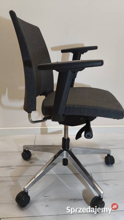 7 Profesjonalny fotel Profim ARCA 21SL