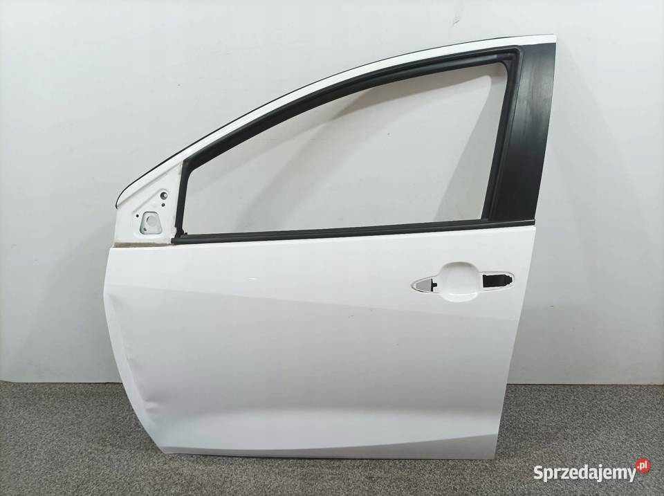 DRZWI LEWE PRZÓD 040 Toyota Yaris IV 2020 Drzwi