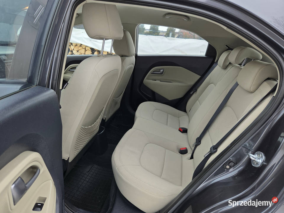 Kia Rio Zarejestrowana Długie Opłaty Niski