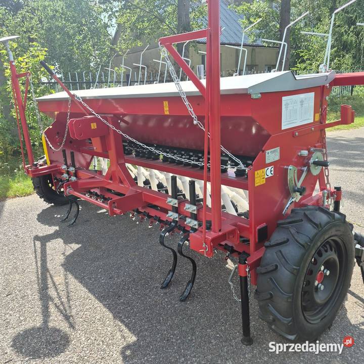 Siewnik zbożowy stopkowyredlicowy S107 MEPROZET Opoczno