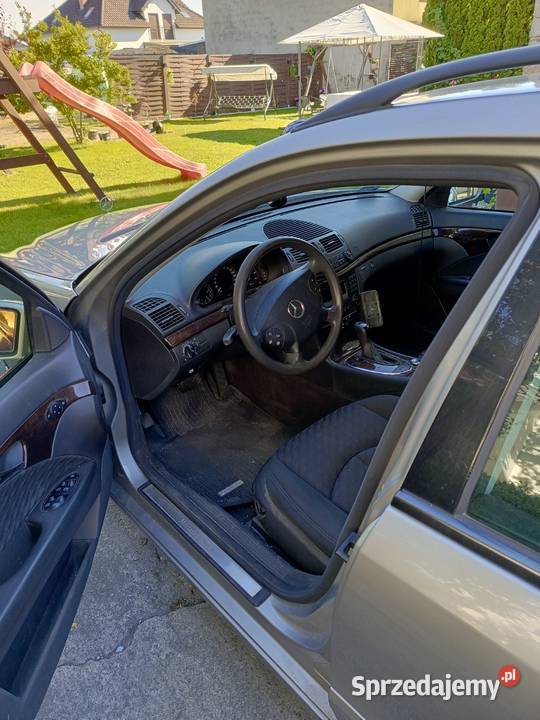 sprzedam auto nieuszkodzony sprzedam