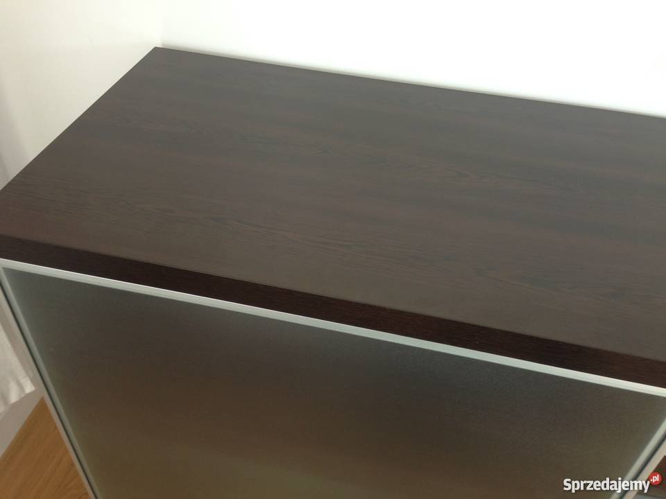 Sprzedam komodę RED APPLE zakupiona w Agata Szafy, regały, półki Warszawa