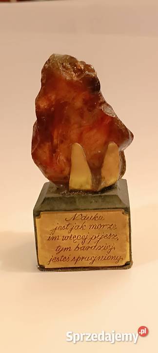 Bursztyn Bałtycki na Marmurowej Podstawie z Kraków