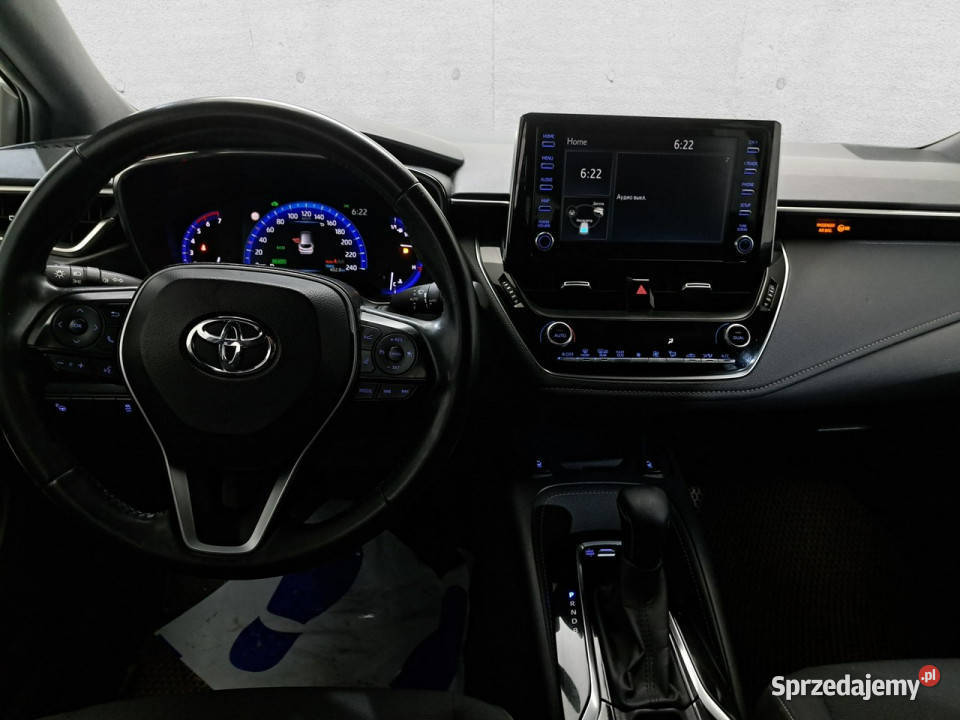 Toyota Corolla Seria E16 2012 Komorniki sprzedam