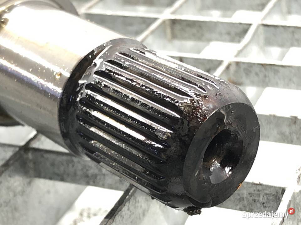 PÓŁOŚ PRAWY PRZÓD FORD FOCUS C 16 109 0307 osobowe podkarpackie