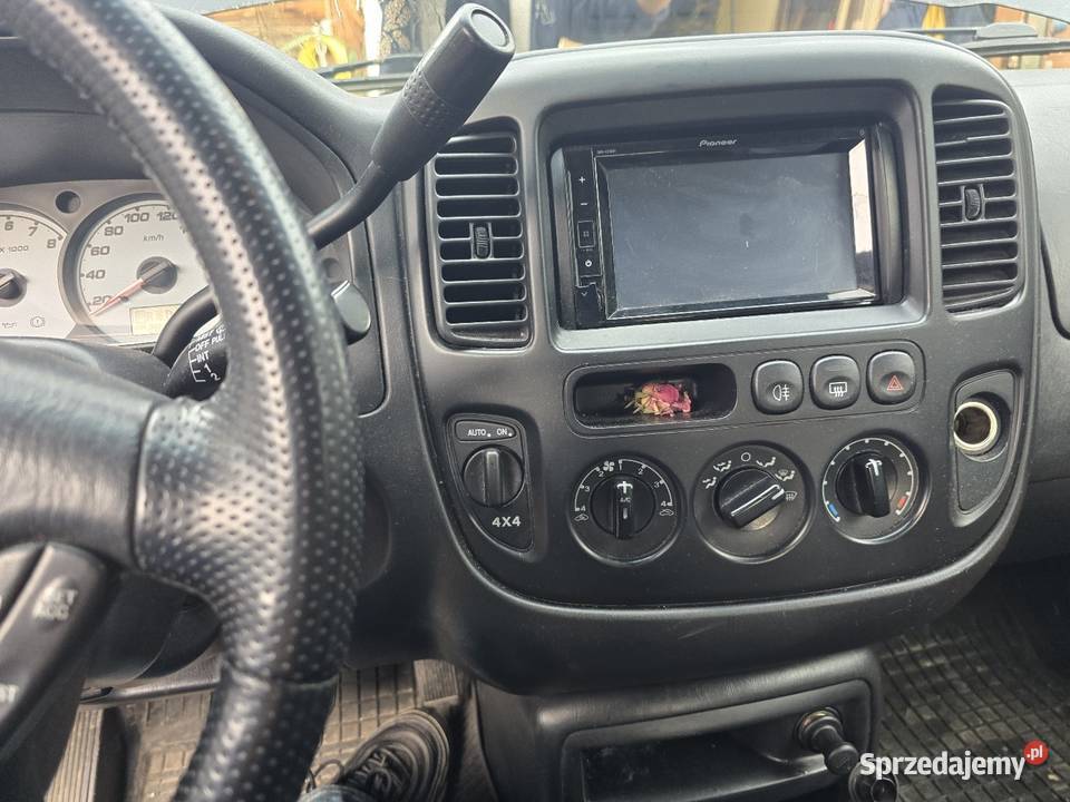 Ford Maverick 2002 30 V6 200 Automat 282 czarny Otwock