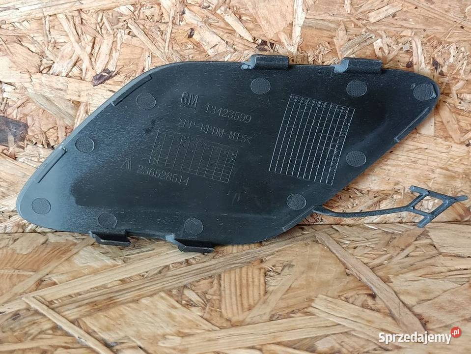 OPEL ASTRA 5 V 15 ZAŚLEPKA HAKA ZDERZAK PRZÓD osobowe Pleszew sprzedam