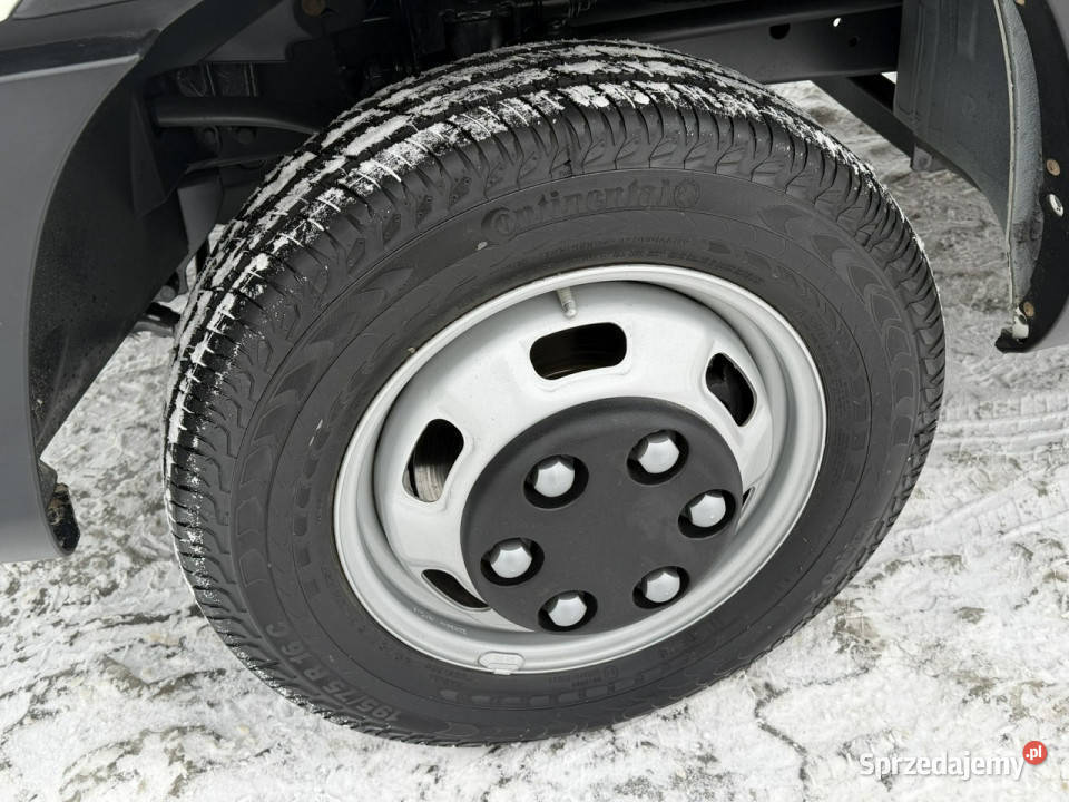 Iveco Daily 35C15 Brygadówka Doka 6 osób KatB tempomat Iveco świętokrzyskie