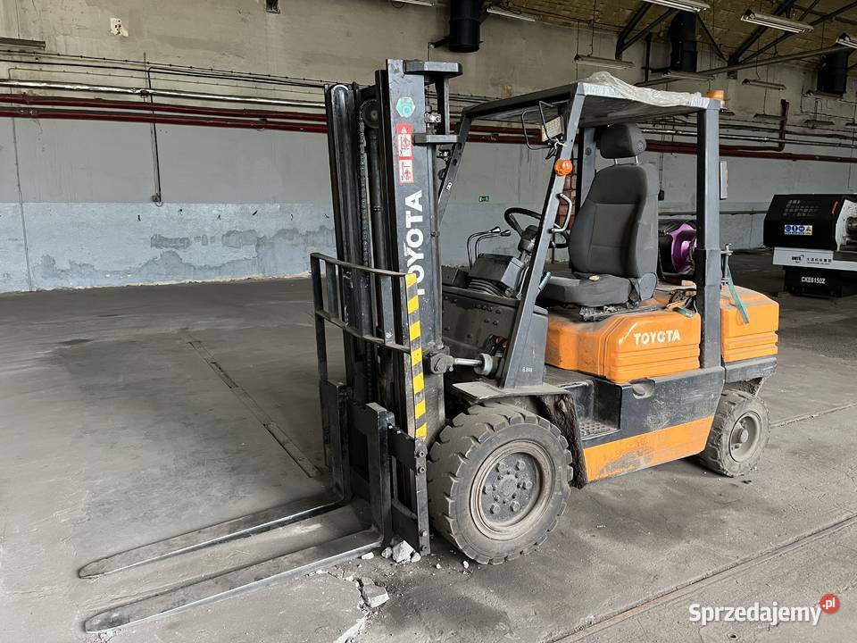 wózek widłowy TOYOTA uszkodzony silnik Bydgoszcz