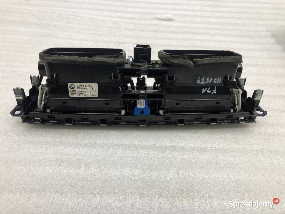 KRATKA NAWIEWU ŚRODKOWA BMW F31 MPAKIET 9218552 osobowe Kratki nawiewu