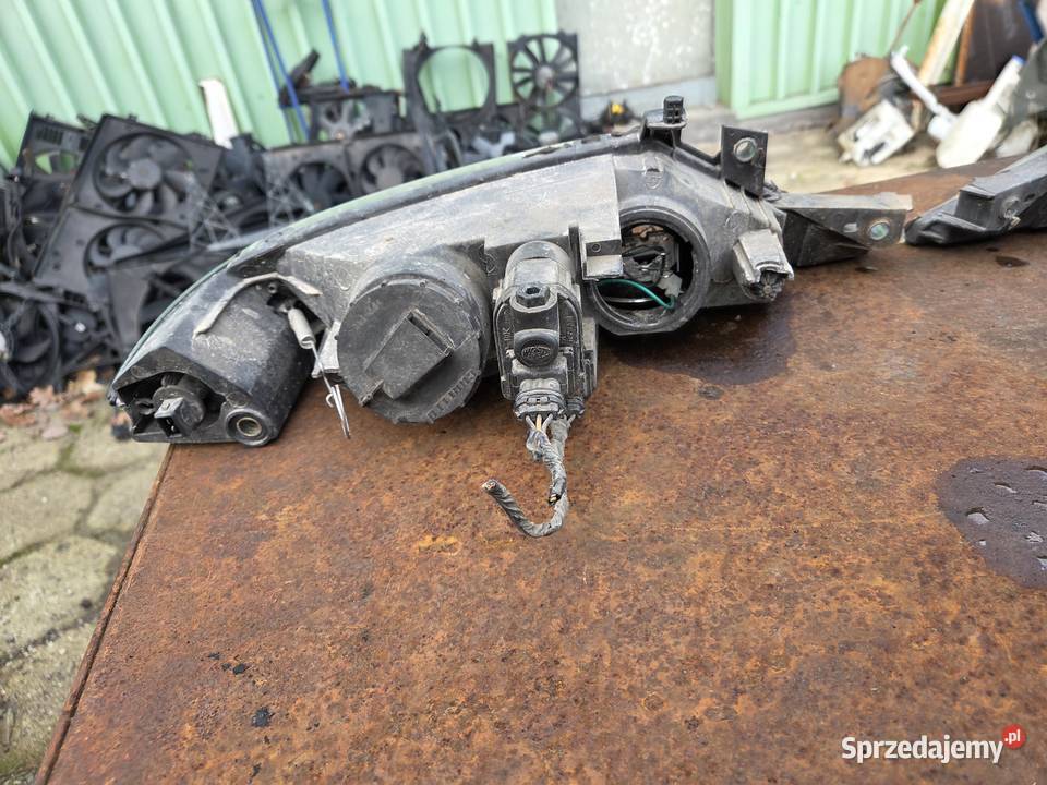 Lampy przednie Lancia ypsilon Łagów sprzedam