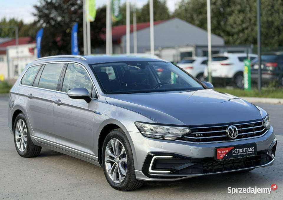 Volkswagen Passat GTE 14 156 Hybryda PLUGIN Full asystent pasa ruchu Mrągowo sprzedam