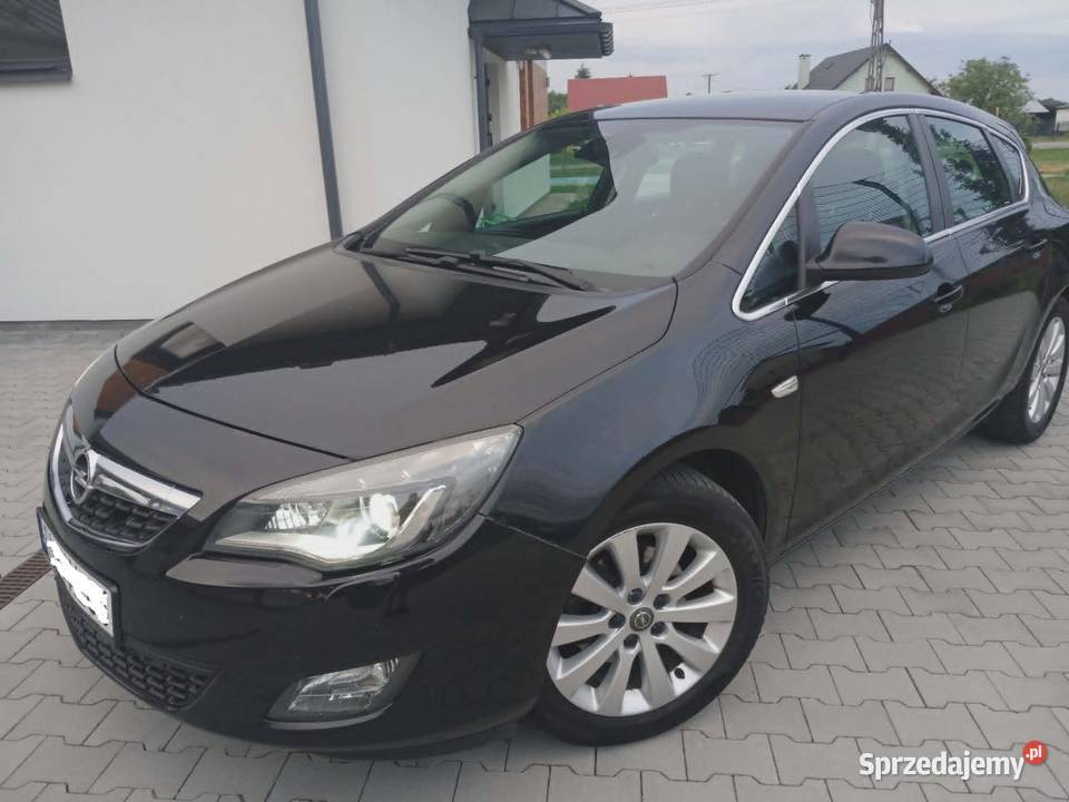 Opel Astra J COSMO 16 T 180 Grzane fotele Xenon Przeworsk
