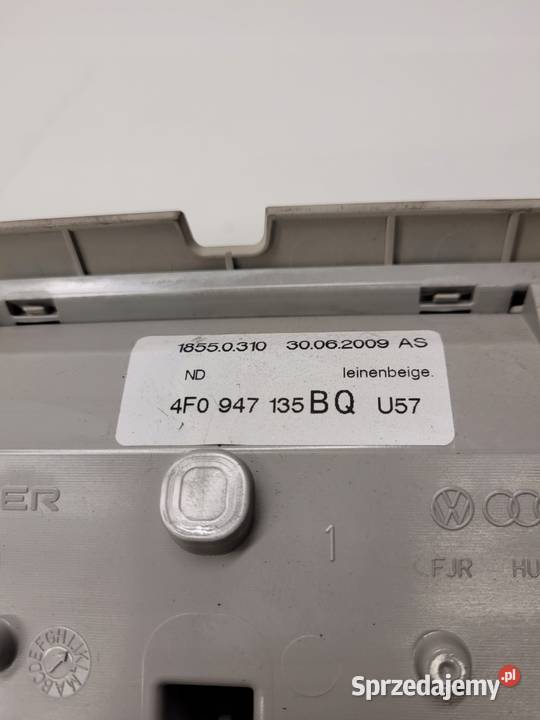 LAMPKA OŚWIETLENIE KABINY AUDI A6 C6 4F0947135BQ Motoryzacja śląskie Przystajń