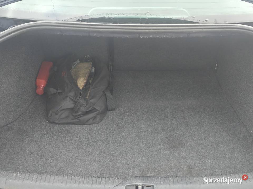 DOINWESTOWANY Passat 19 TDI 110 Zwykła Pompa