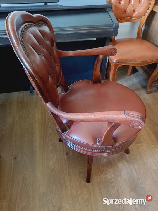 Stary gabinetowy fotel ludwikowski obrotowy Fotele i krzesła obrotowe Lipno