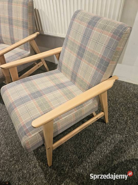 Dwa fotele klubowe PRL Lisek renowacji Fotele Lublin
