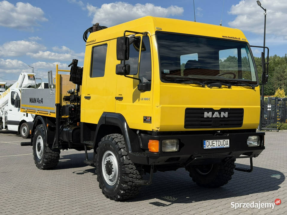 MAN LE 180C 4x4 DOKA 46180 Skrzyniowy HDS Hiab Widełki sprzedam