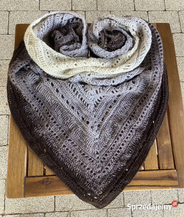 Chusta szydełkowa Studzienice