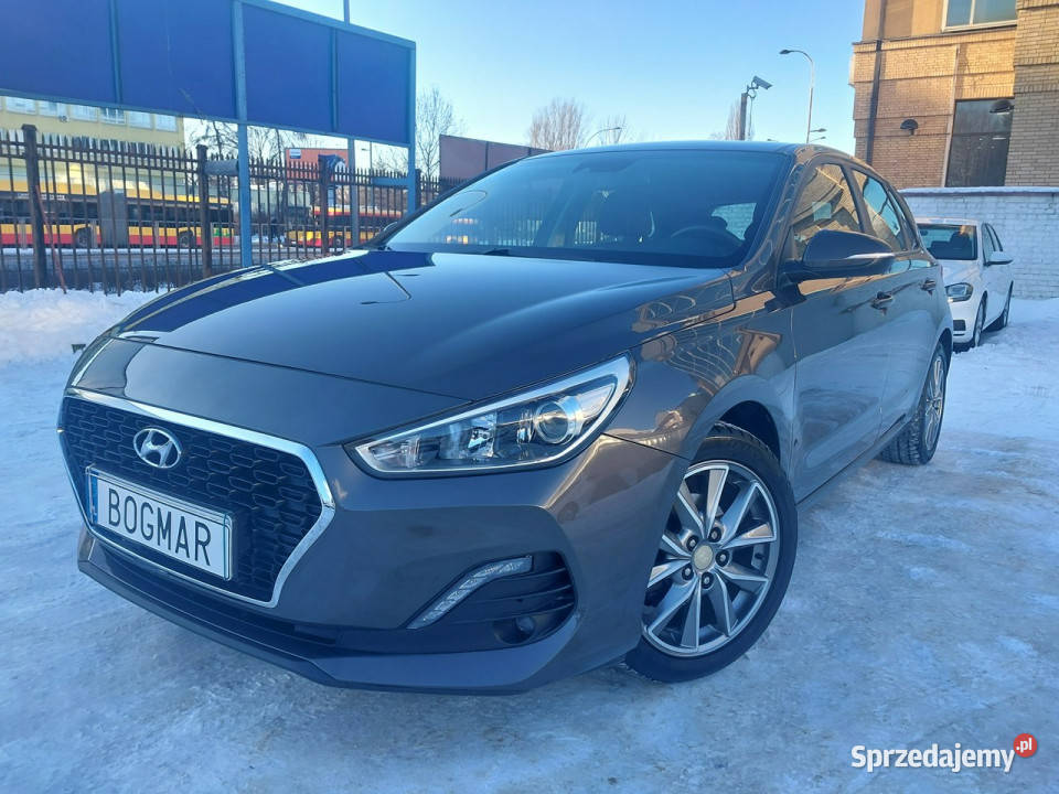 Hyundai i30 1400 benz SALON 100 bezwypadkowy III immobilizer Warszawa sprzedam