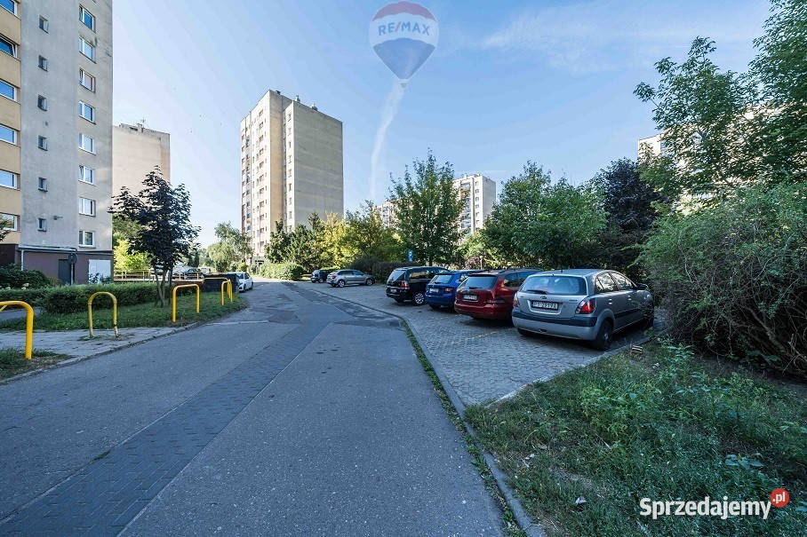 Dębiec 2 pokoje z balkonem Poznań sprzedam
