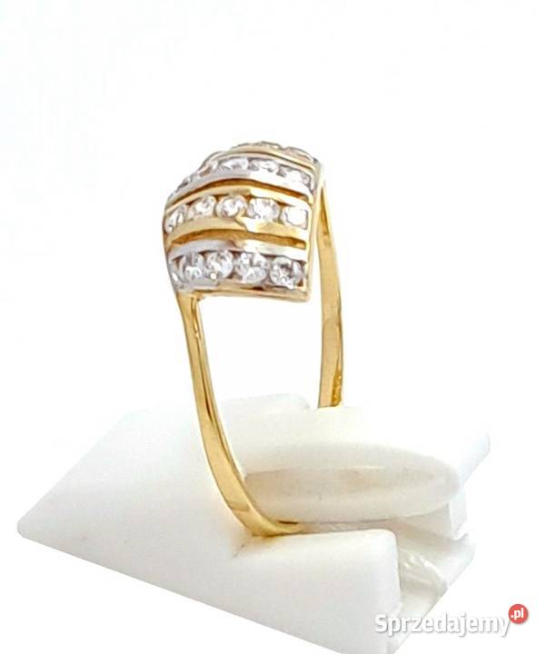Pierścionek r17 Złoty pr333 z kamieniami Z328 Poznań sprzedam