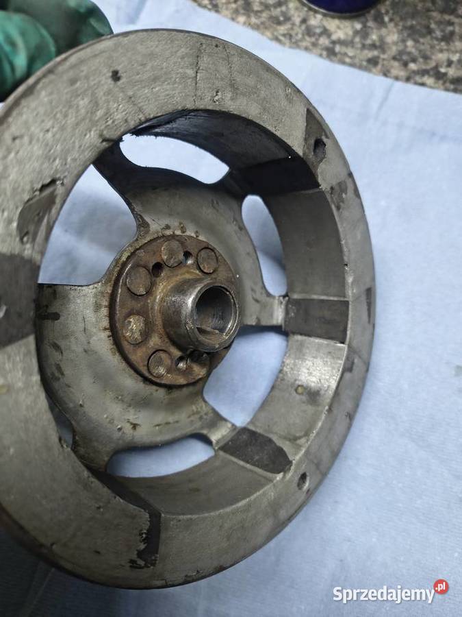 Koło zamachowe pełne WSK wfm 125 Rzeszów