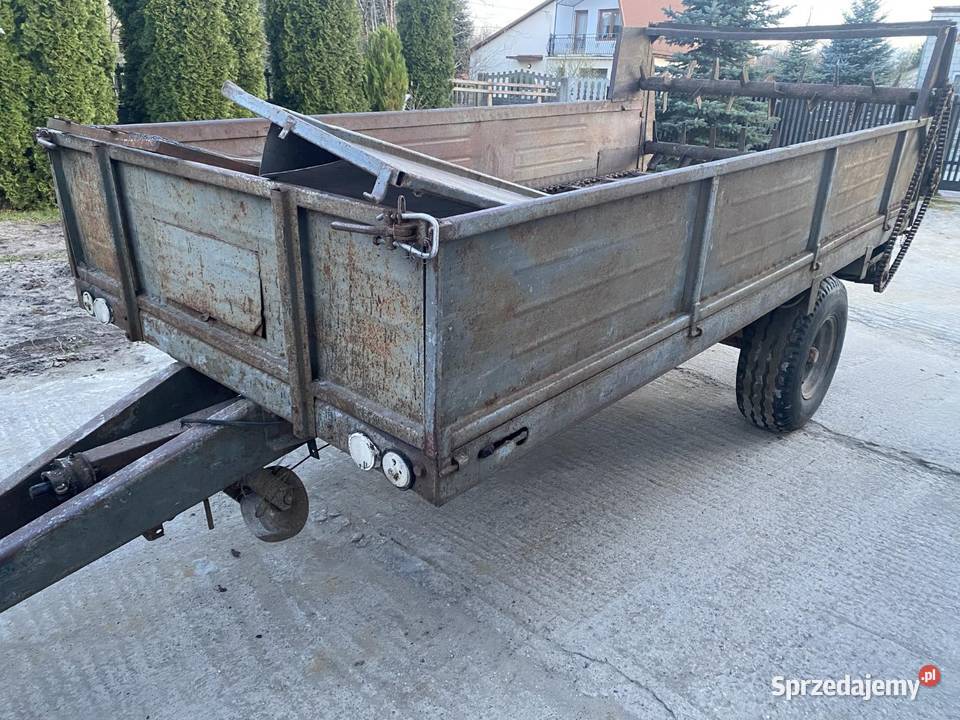 Rozrzutnik 1 osiowy Radom sprzedam