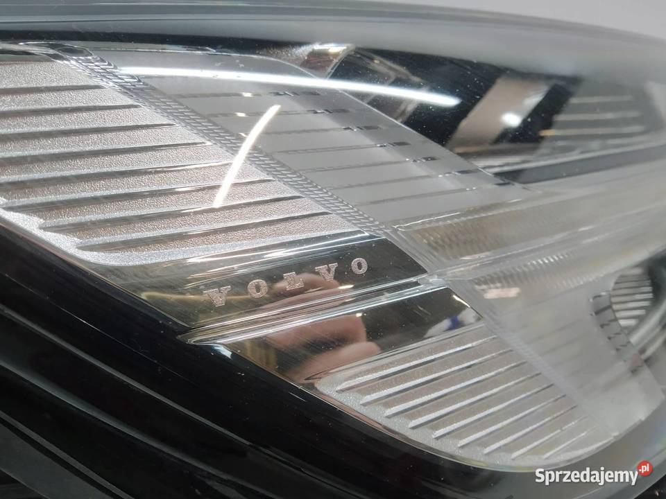 LAMPA PRZÓD PRAWA FULL LED ACTIVE HIGH BEAM Lampy przednie sprzedam