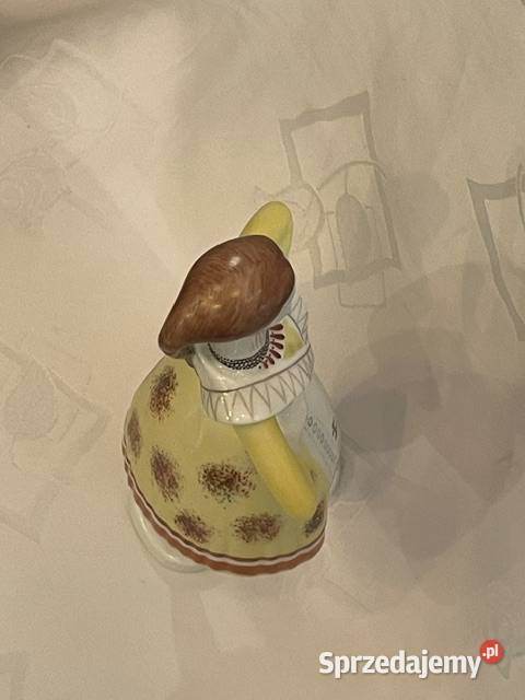 Figurka porcelanowa Hollóhza Węgry Kobieta w Kraków