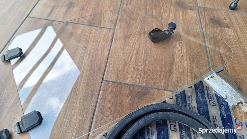 Fiat 126p szyby uchylne Bespo uszczelki nowe Środa Wielkopolska