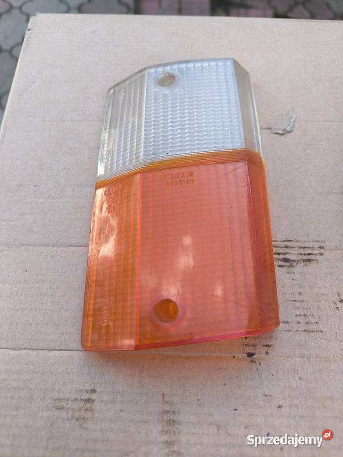 Fiat 125p kierunek pozycja lampa obrysowa lewa Stalowa Wola