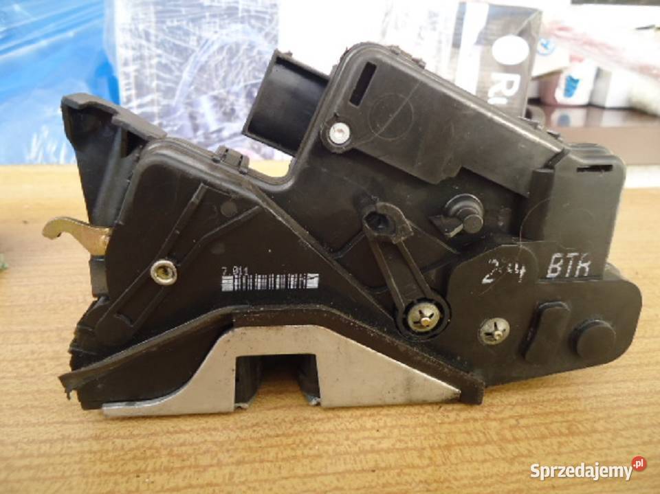 ZAMEK PRAWY PRZÓD 7011244 BMW E46 BTR244