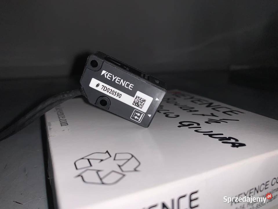 Keyence LVNH42 Laser Photoelectric Sensor sprzedam