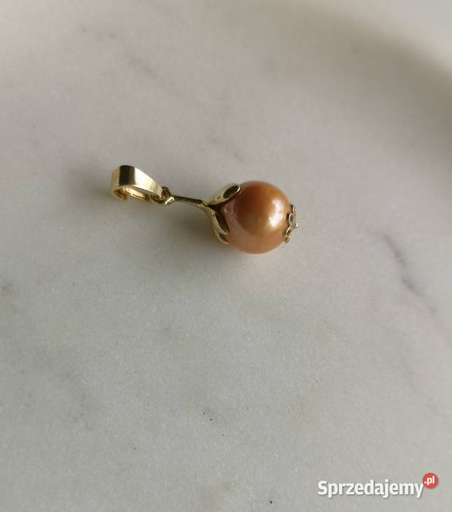 zawieszka złota perła 19 e Toruń