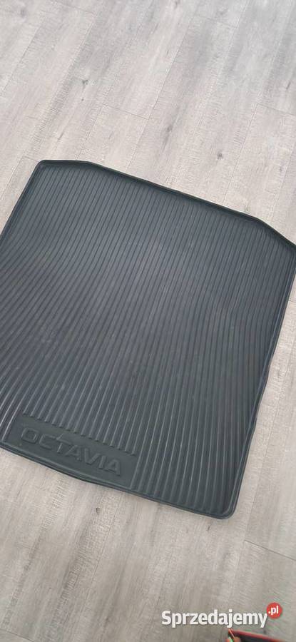 Mata bagażnika skoda octavia 4 Orginalna dolnośląskie Święta Katarzyna