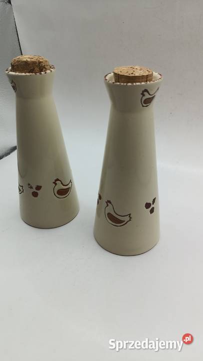 Dwa pojemniki butelki na ocet olej kury drób Zamość sprzedam