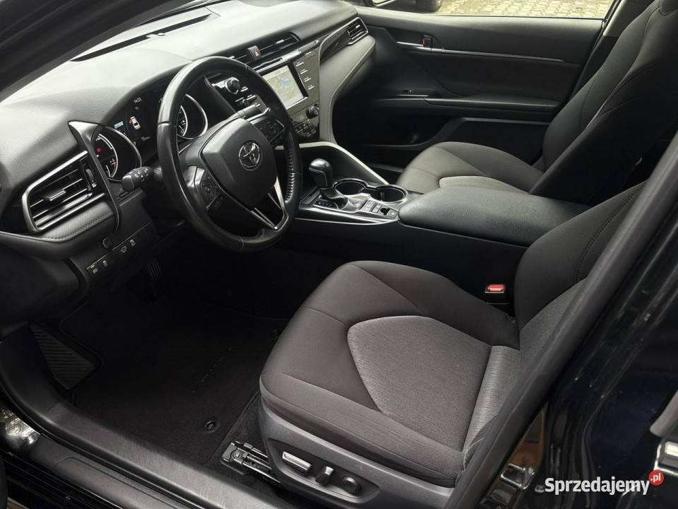 Toyota Camry 25 HSD COMFORT salon Polska mazowieckie