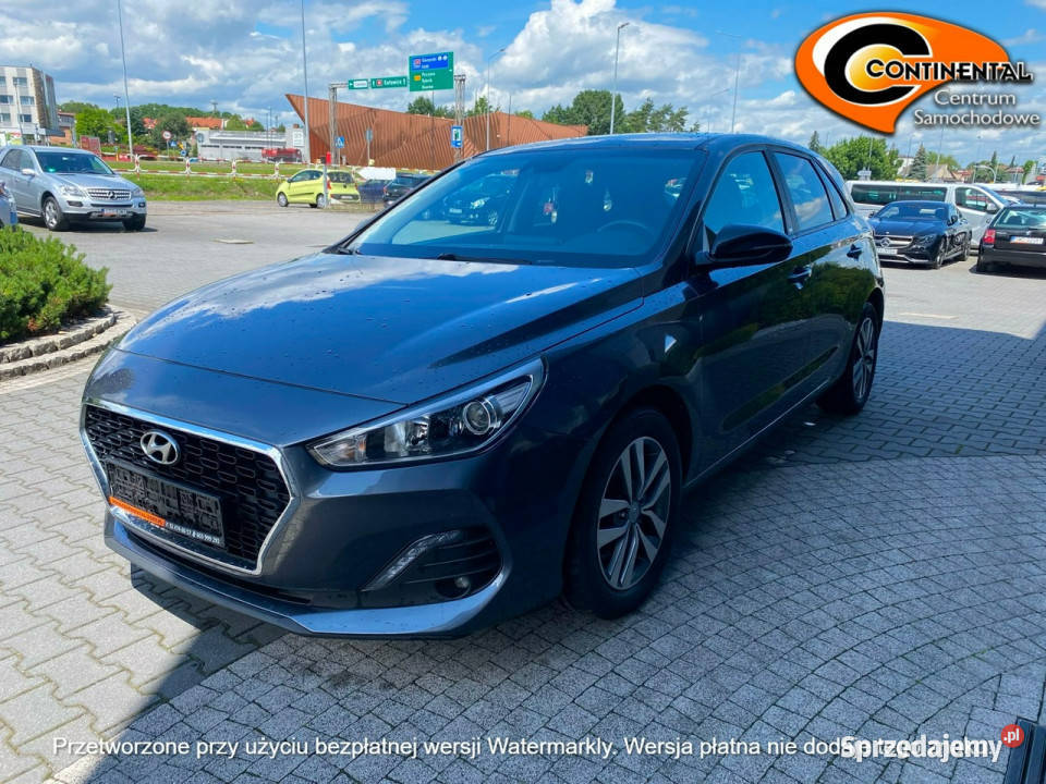 Hyundai i30 Bogate wyposażeniebenzynka III 2017 asystent pasa ruchu Żory