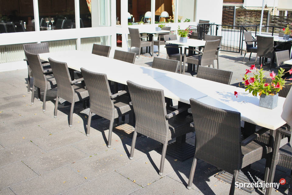 Stoły ogrodowe restauracja WIELE SZTUK Pszczyna