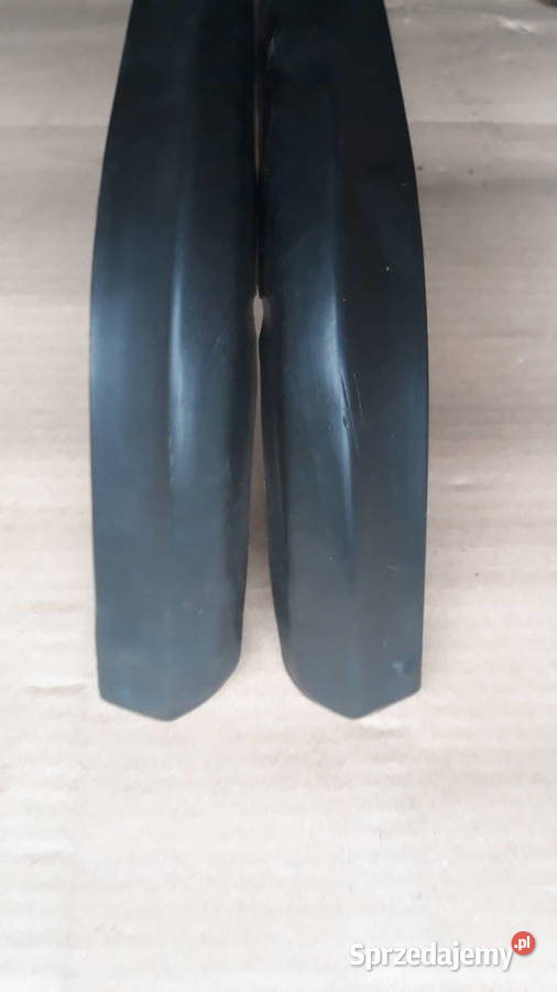 Mercedes W123 Listwy pod tylne lampy listwy boczne Bukownica sprzedam